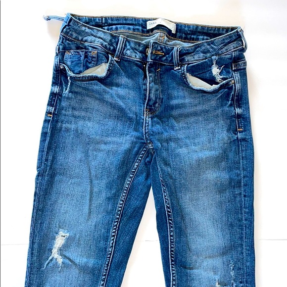 Zara Denim - Zara women’s skinny distressed jeans size USA 6